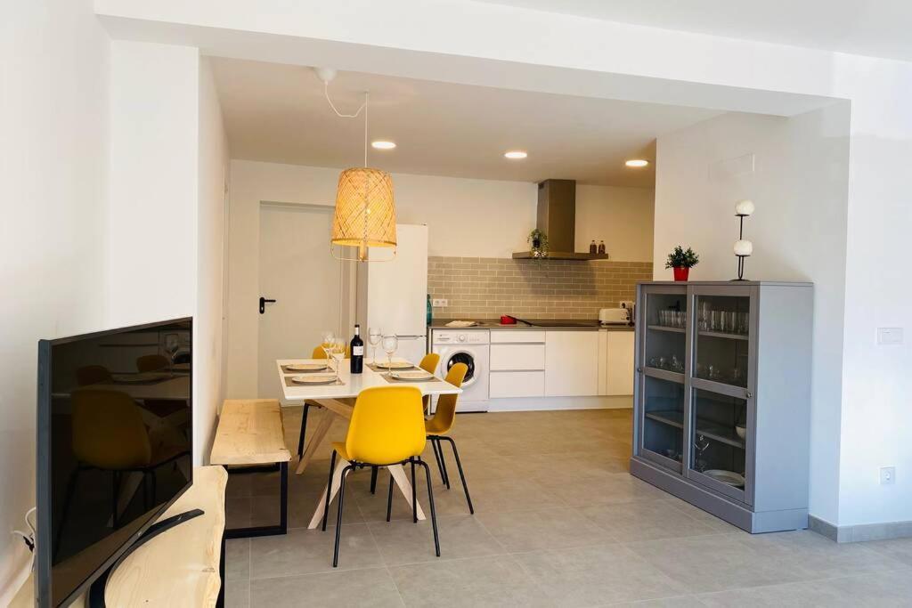 70 M2, Apartamento Cerca De La Playa, Apto Minusvalidos. Росас Экстерьер фото
