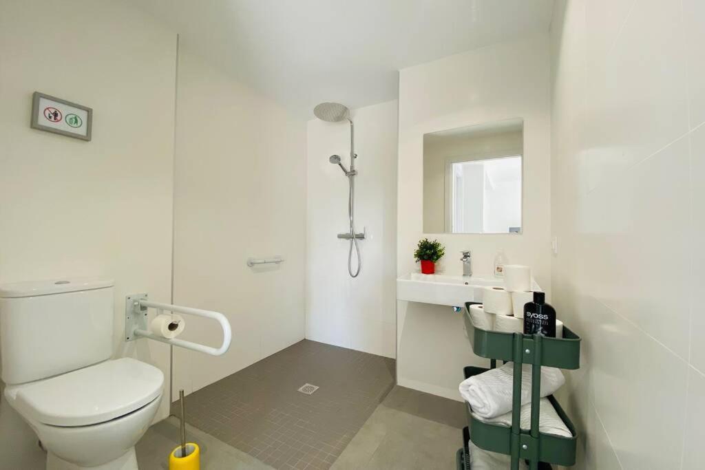 70 M2, Apartamento Cerca De La Playa, Apto Minusvalidos. Росас Экстерьер фото